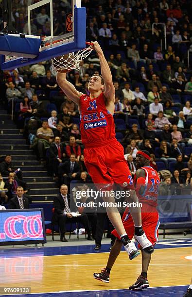 Sasha Kaun, #24 of CSKA Moscow in action during the Euroleague Basketball 2009-2010 Last 16 Game 6 between CSKA Moscow vs Zalgiris Kaunas at...