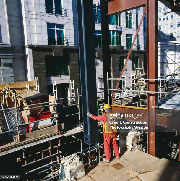 Construction of Premier Place by Bennetts Associates, now the HQ of Royal Bank of Scotland, City of London, UK.