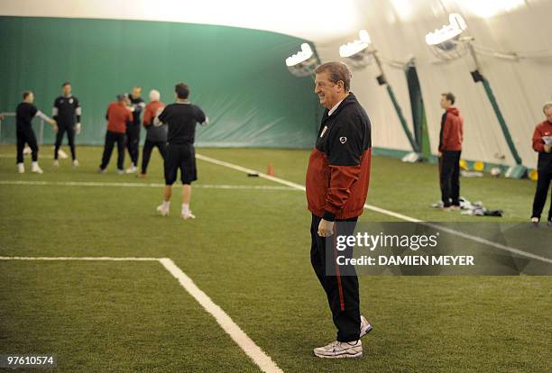 Fulham's manager Roy Hodgson attends a training session at the Juventus headquarters in Vinovo, west of Turin, on March 10, 2010 on the eve of the...