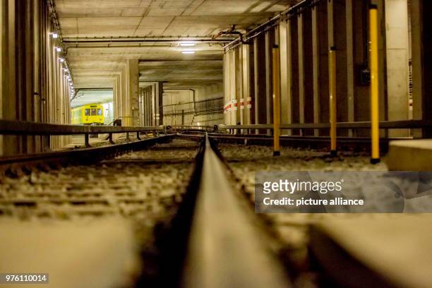 May 2018, Germany, Berlin: An U-Bahn underground train near the temporary workshop for the U-55 line near the Berlin Hauptbahnhof underground stop....