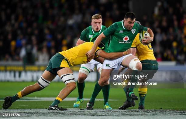 Melbourne , Australia - 16 June 2018; Niall Scannell of Ireland is tackled by Adam Coleman of Australia during the 2018 Mitsubishi Estate Ireland...