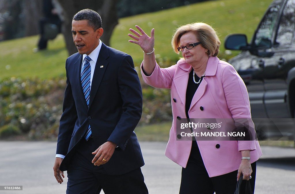 US President Barack Obama and Senator Cl