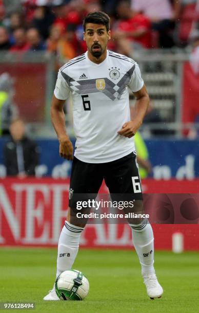 June 2018, Austria, Klagenfurt: Soccer international friendly, Austria vs Germany at the Woerthersee Stadium. Germany's Sami Khedira at the ball....