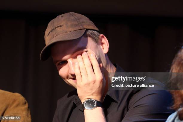 June 2018, Germany, Muelheim: The Austrian author Thomas Koeck anwering questions after the presentation of his piece 'paradies spielen ' (lit. Play...