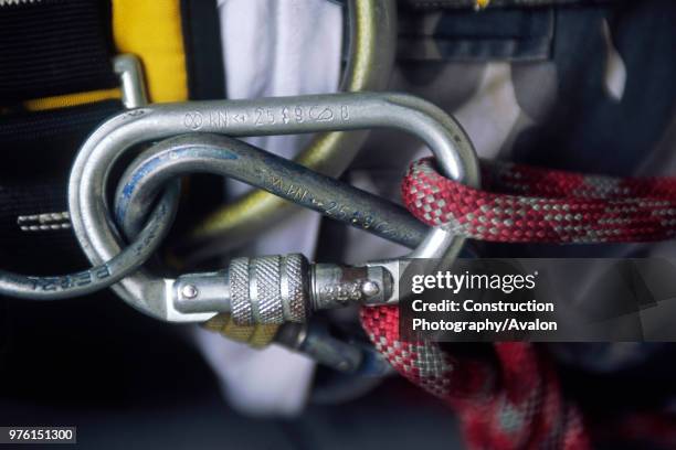 Scaffold Guys Ropes Rope Scaffolding Photos and Premium High Res Pictures - Getty Images