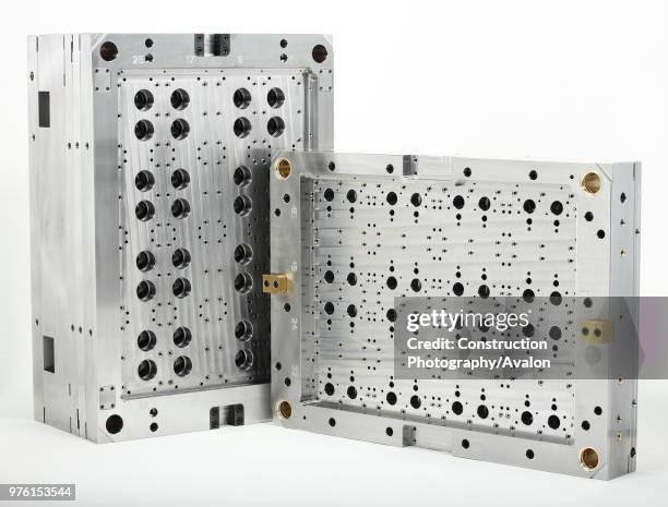 Defrom Injection Molding Injection Molding Photos and Premium High Res Pictures - Getty Images