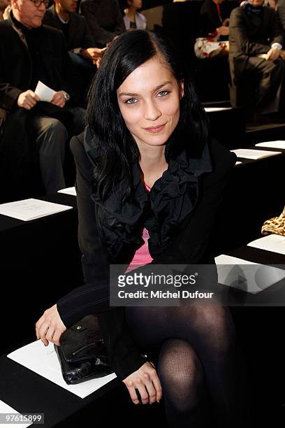 Leigh Lezark attends the Louis Vuitton Ready to Wear show as part of the Paris Womenswear Fashion Week Fall/Winter 2011 at Cour Carree du Louvre on...