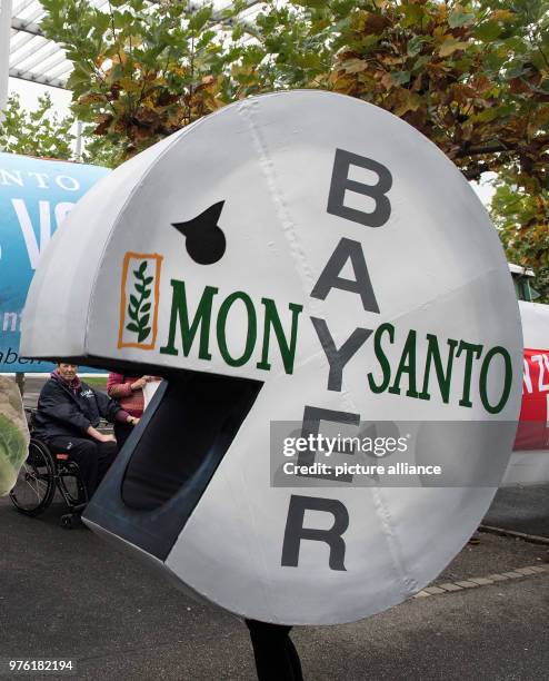 Germany Pac Man 818 Pac Man Stock Photos, High-Res Pictures, and Images - Getty Images
