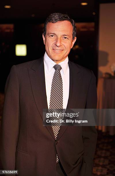 Honorary co-chair/President and CEO of the Walt Disney Company Robert Iger arrives at the National Multiple Sclerosis Society's 34th Annual Dinner of...