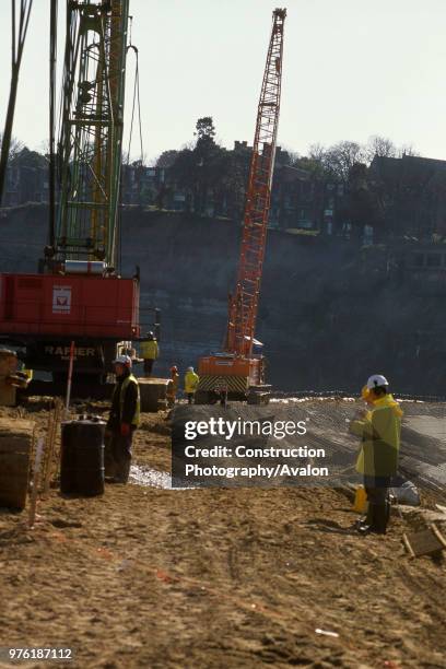 Civil Rig 145 Piling Rig Stock Photos, High-Res Pictures, and Images - Getty Images