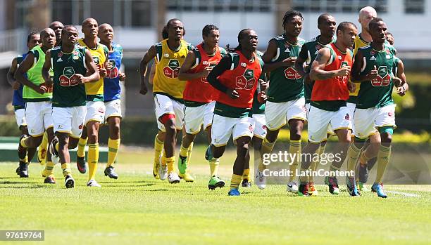 Players of Bafana Bafana in action during the South Africa national soccer team training session held at the Granja Comary on March 10, 2010 in...