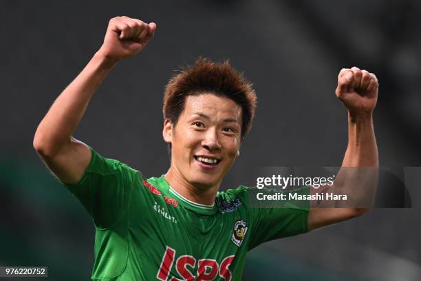 Ryohei Hayashi of Tokyo Verdy celebrates the third goal during the J.League J2 match between Tokyo Verdy and Kyoto Sanga at Ajinomoto Stadium on June...