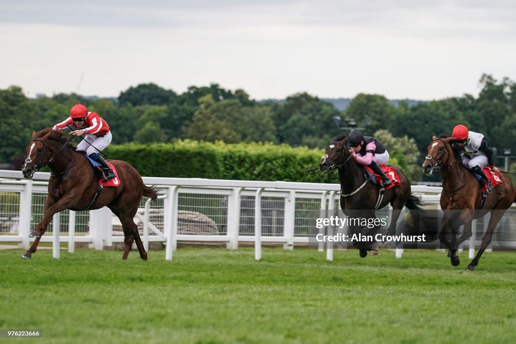 Sandown Races