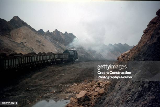 Quarry Train State 293 Quarry Railway Stock Photos, High-Res Pictures, and Images - Getty ...