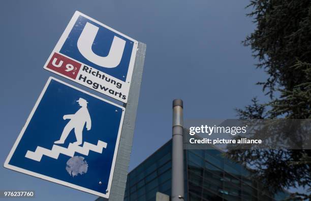 June 2018, Darmstadt, Germany: A metro sign indicates a U9 3/4 transfer towards the magical school Hogwarts from the book series "Harry Potter". The...