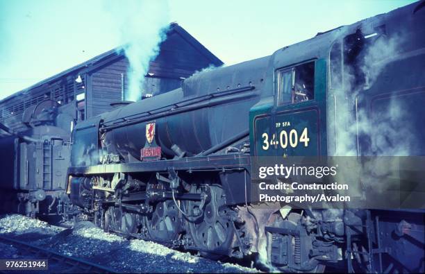 Re-built Bulleid West country Pacific No.34004, – Yeovil”.