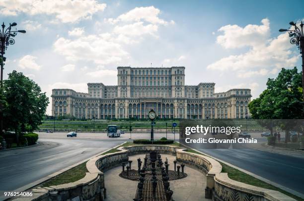 bucarest - bucarest stock pictures, royalty-free photos & images