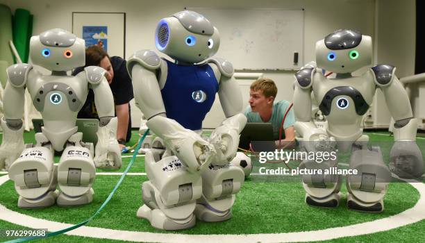 June 2018, Leipzig, Germany: In the robotics laboratory of the University of Applied Sciences HTWK in Leipzig, the computer science students Daniel...