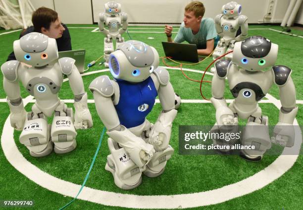 June 2018, Leipzig, Germany: In the robotics laboratory of the University of Applied Sciences HTWK in Leipzig, the computer science students Daniel...