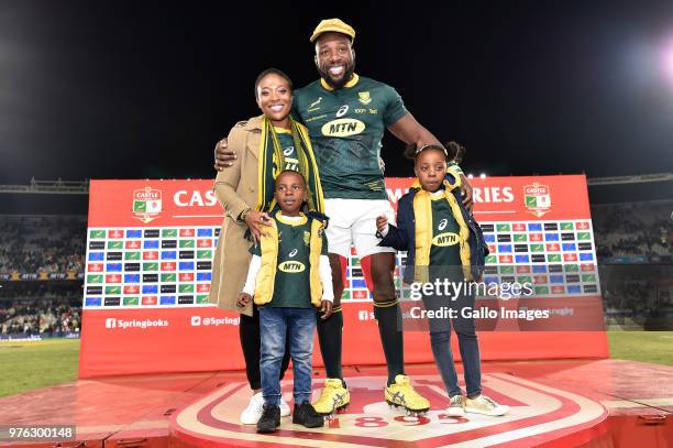 Tendai Mtawarira of the Springboks poses with his family during the 2018 Castle Lager Incoming Series match between South Africa and England at...