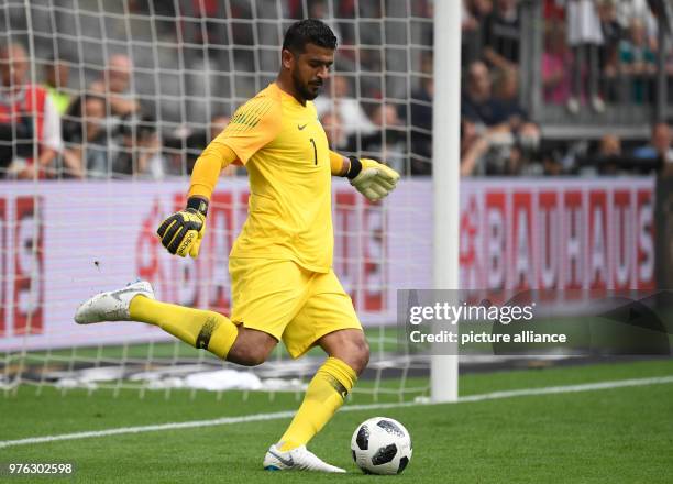 June 2018, Germany, Leverkusen: Soccer, international, Germany vs Saudi Arabia at the BayArena. Saudi's Abdullah Al-Muaiouf. Photo: Ina Fassbender/dpa