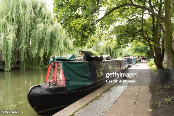 regents canal - camden lock market stock pictures, royalty-free photos & images