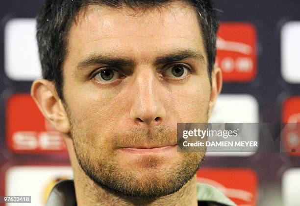 Fulham football team captain Aaron Hughes from Northern Ireland gives a press conference at the Juventus headquarters on March 10, 2010 in Vinovo,...