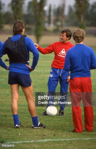 Chelsea manager John Hollins during a training session held in 1985 at Harlington, in London, England.