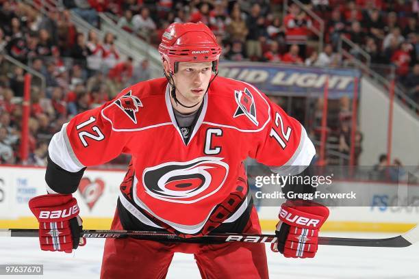 Eric Staal of the Carolina Hurricanes prepares for a face-off during a NHL game against the Ottawa Senators on March 4, 2010 at RBC Center in...