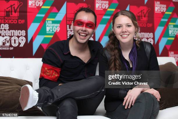 Pop Duo Jesse & Joy attends a photo call and press conference during the Los Premios MTV 2009 Mexico at the Hipodromo De Las Americas on October 5,...