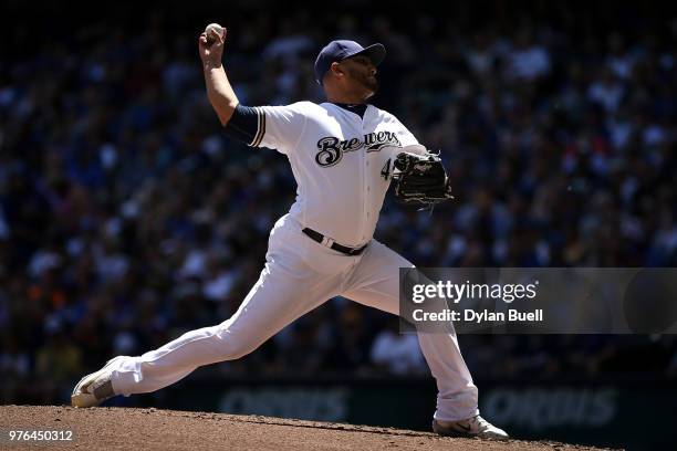 Jhoulys Chacin of the Milwaukee Brewers pitches in the third inning against the Chicago Cubs at Miller Park on June 13, 2018 in Milwaukee, Wisconsin.