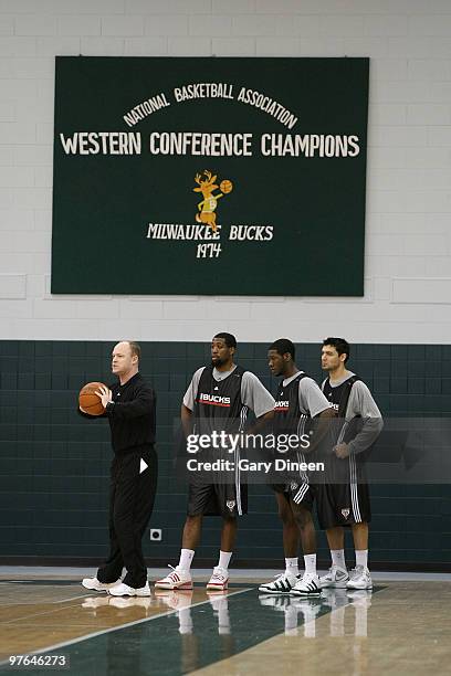 Milwaukee Bucks head coach Scott Skiles instructs John Salmons, Royal Ivey, and Carlos Delfino during practice on March 11, 2010 at The Bucks...