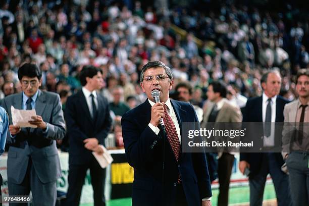 Commissioner David Stern addresses the crowd during the 1984 NBA Championship Ring Ceremony prior to a game played against the New Jersey Nets on...