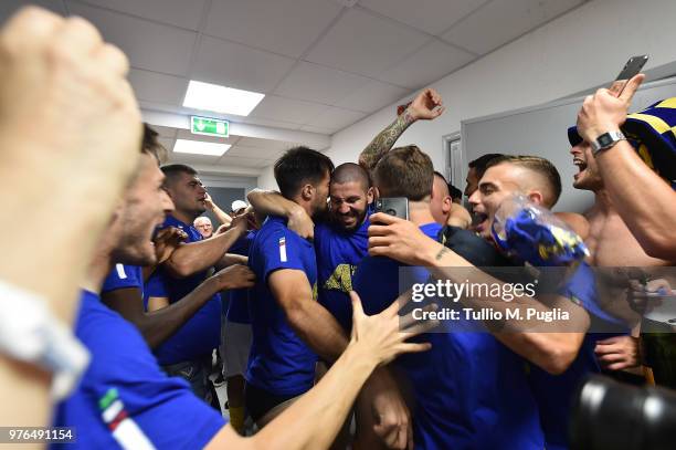 Players of Frosinone celebrate after winning the serie B playoff match final between Frosinone Calcio v US Citta di Palermo at Stadio Benito Stirpe...