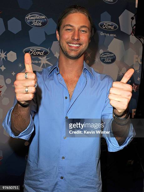 Contestant Casey James arrives at Fox's Meet the Top 12 "American Idol" finalists held at Industry on March 11, 2010 in Los Angeles, California.