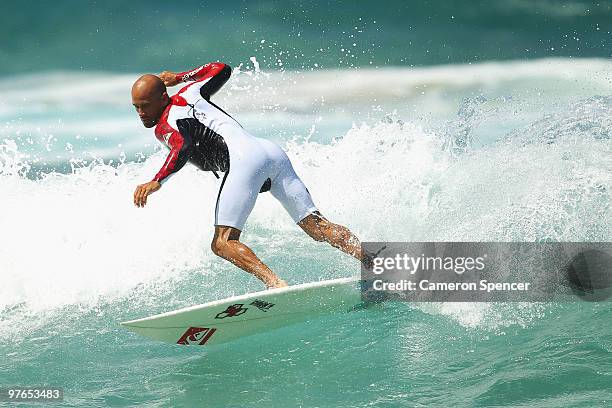Kelly Slater of the United States performs a cutback during an aerial expression session on day one of Surfsho at Bondi Beach on March 12, 2010 in...