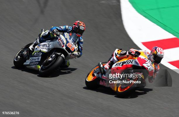 Dani Pedrosa and Tito Rabat during the qualifying of the GP Catalunya Moto GP on 16th June in Barcelona, Spain. Photo: Mikel Trigueros/Urbanandsport...