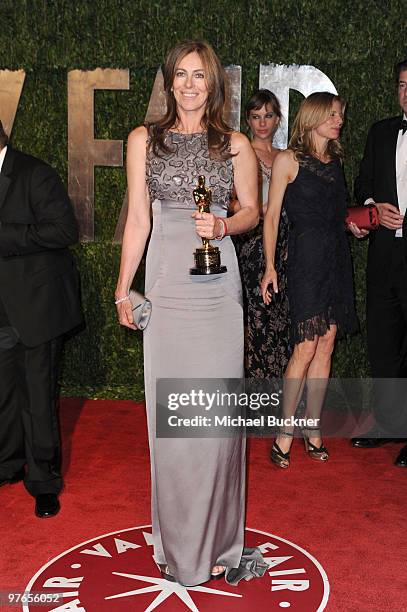 Director Kathryn Bigelow arrives at the 2010 Vanity Fair Oscar Party hosted by Graydon Carter held at Sunset Tower on March 7, 2010 in West...