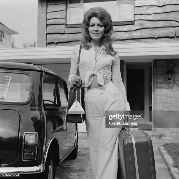 English pop singer Julie Rogers, UK, 17th September 1973.