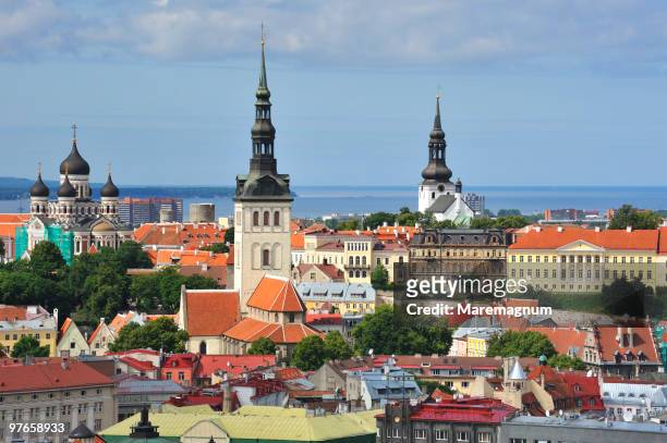 view of the city - エストニア ストックフォトと画像