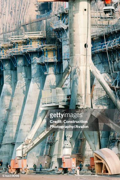 Base of a giant concrete placing machine by the huge intake structure for the Xiaolangdi dam on the Yellow River, China.