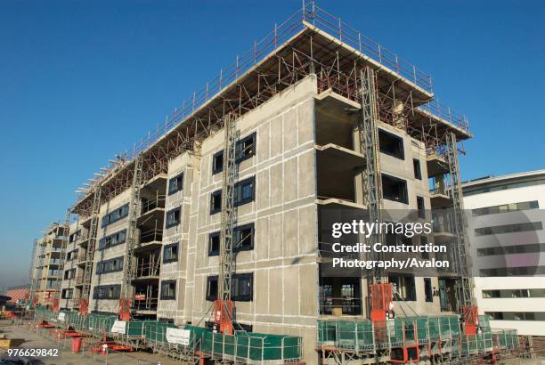Waterside apartments by Thames River, East Beckton, Thames Gateway, London, UK, 2008.