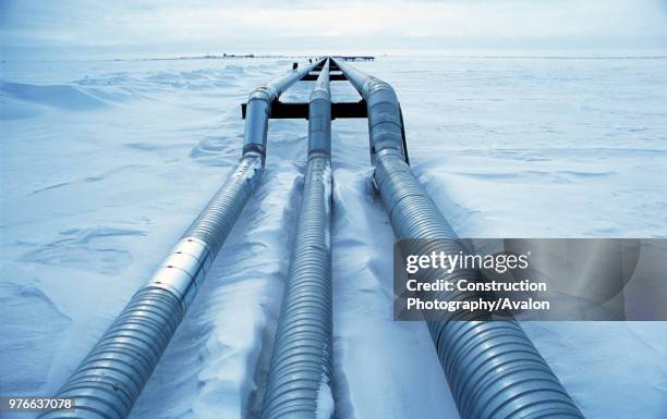 Alaskan oil pipeline USA.