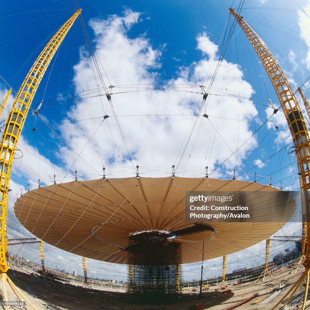 Construction of roof structure of Millennium Dome, Greenwich, London, UK, 1999