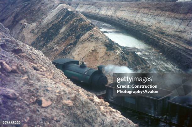 Quarry Train State 293 Quarry Railway Stock Photos, High-Res Pictures, and Images - Getty ...