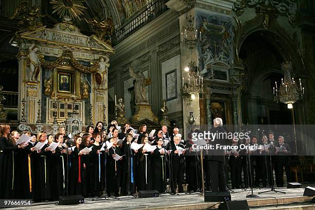In this Filephoto taken in Rome on November 10, 2009 at the Ara Coeli Basilica the Cappella Giulia Coro, the official choir of the St. Peter's...