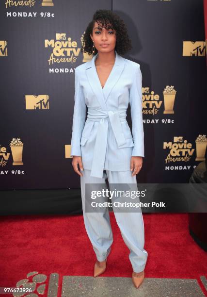 Actor Yara Shahidi attends the 2018 MTV Movie And TV Awards at Barker Hangar on June 16, 2018 in Santa Monica, California.