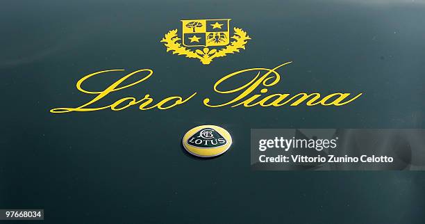 The logo of a Lotus Loro Piana is seen parked in the Autodromo  Fotografía de noticias - Getty Images