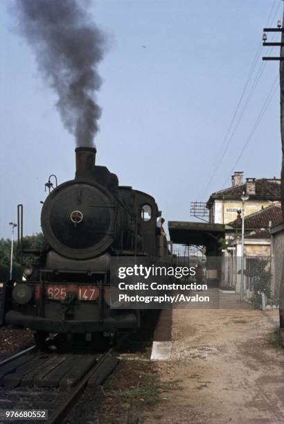 Mantova - Cremona train passes at Bozzolo behind a 625 Class 2-6-0 No. 147 in the late afternoon of Thursday 31th August 1972.