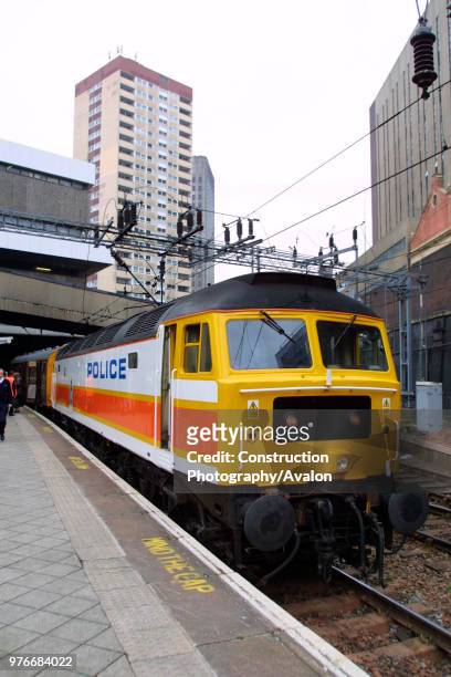 Police livered class 47829 at Birmingham New Street Station, 2003.
